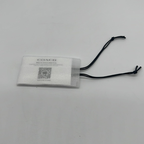 Coach NWT Flask In Signature Canvas Gunmetal/Khaki - Picture 8 of 10